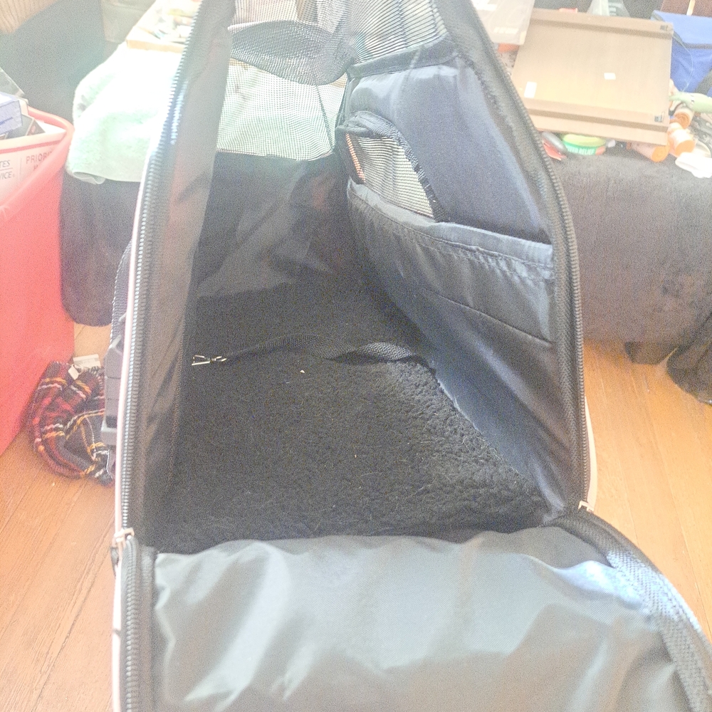 Elite Field Pet Carrier - Picture 3 of 3